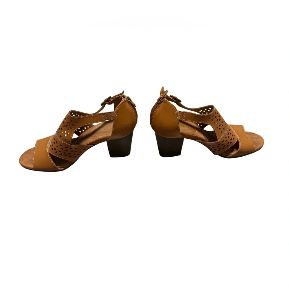 Easy Street Brown Cutout Sandals Size 9 Comfort Ankle Strap - Picture 2 of 6